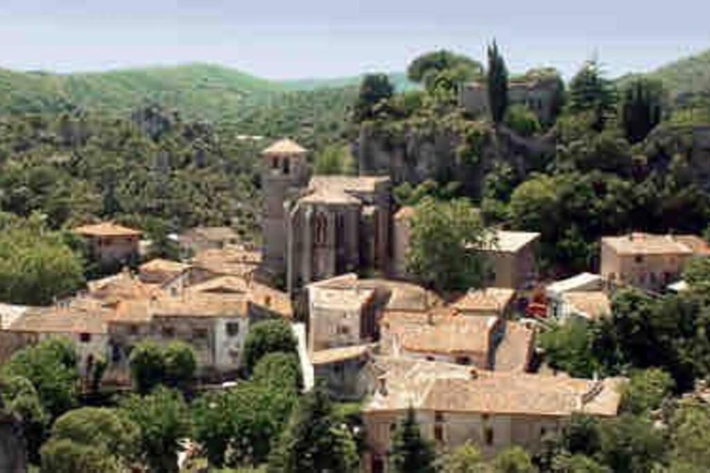 Maison Avec Exterieur Proche Saint Guilhem Le Desert Екстер'єр фото